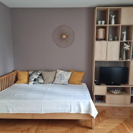 Appartement Stan Na Dan "Irina" Banja Luka Extérieur photo